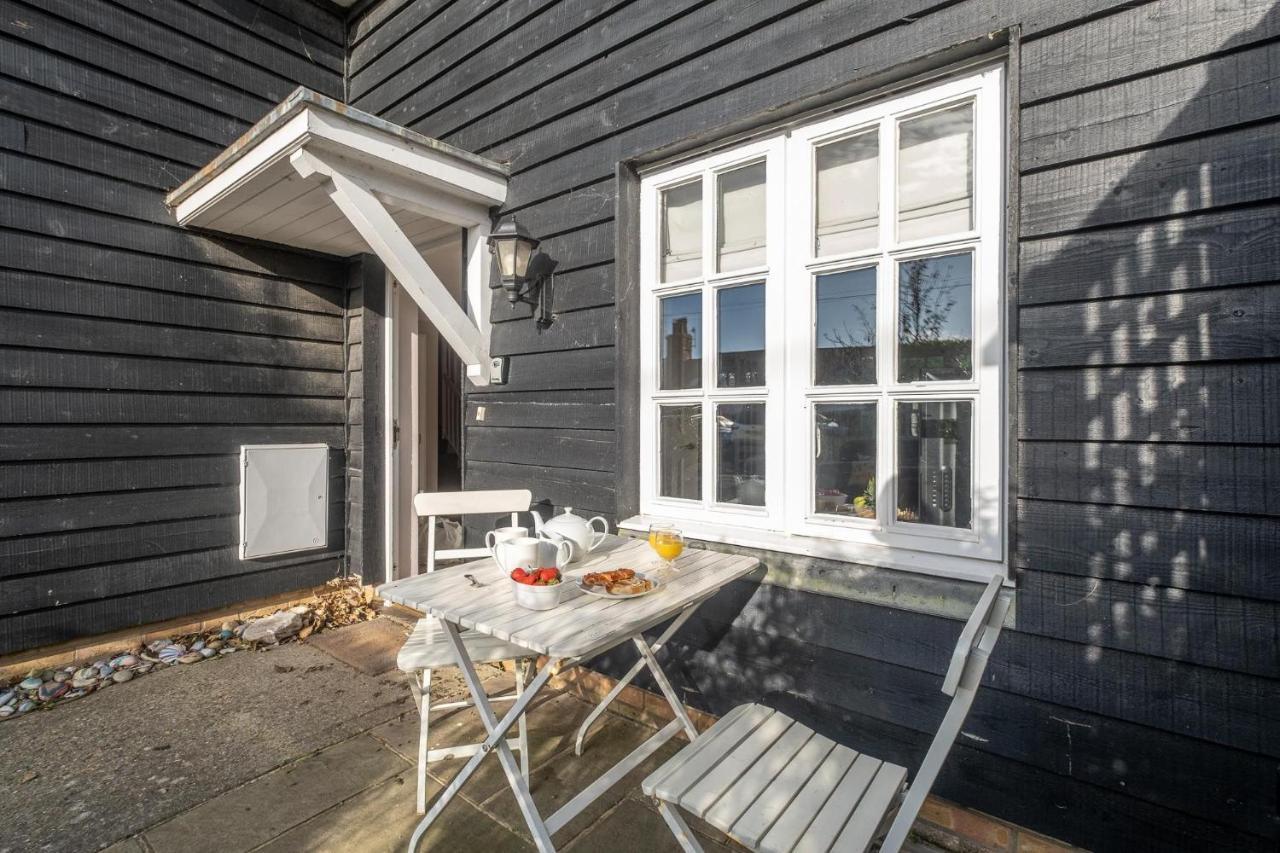 1 Sanctuary Court - Aldeburgh Coastal Cottages Thorpeness Exterior photo
